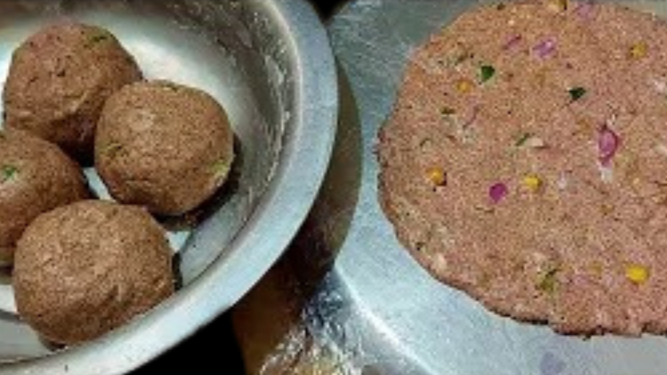 Read more about the article Crispy Ragi Flour Roti | Ragi Roti: A Nutritious Twist on Traditional Indian Flatbread