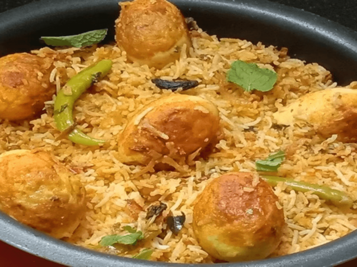Read more about the article Egg Dum Biryani Recipe