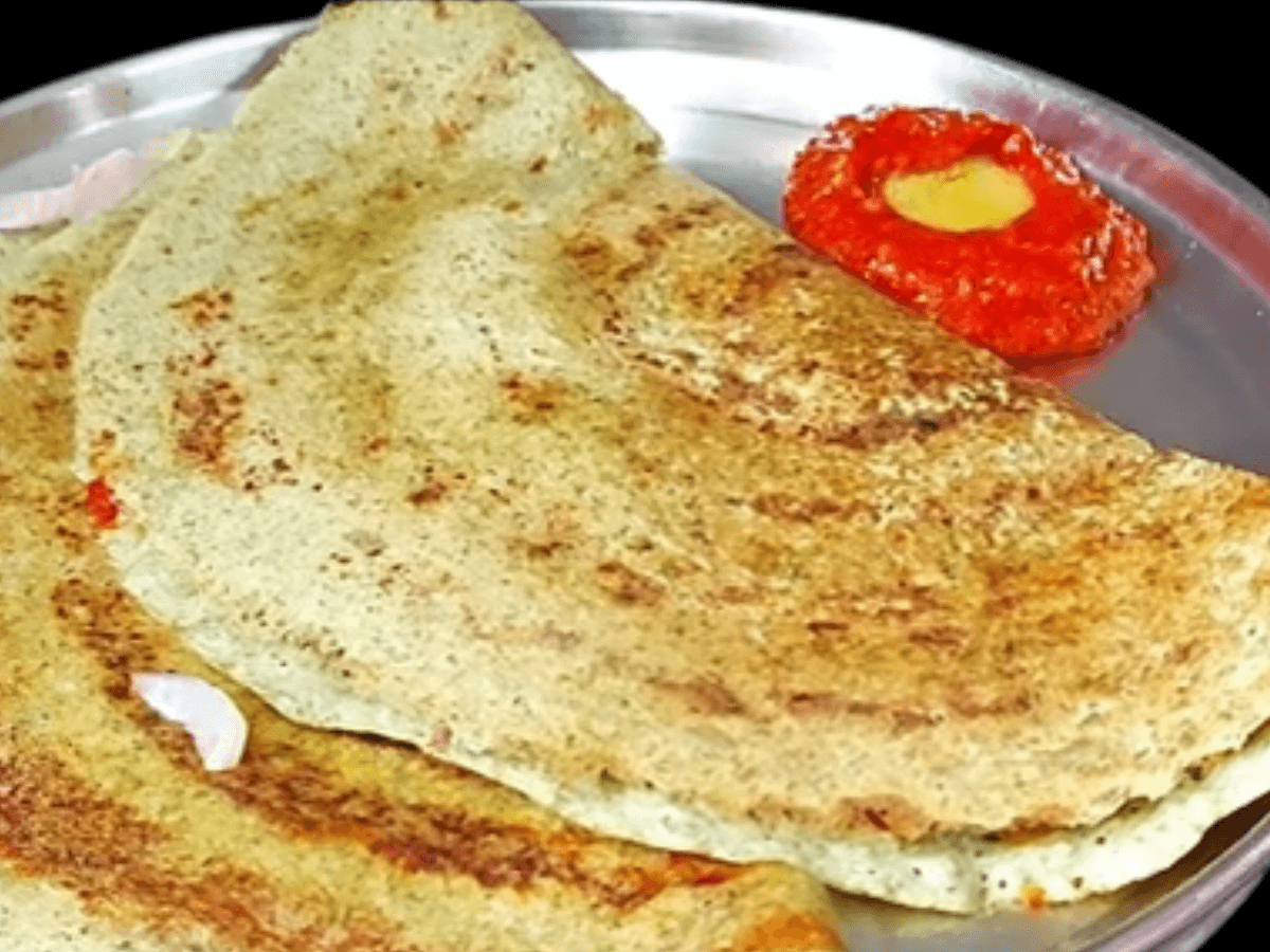 Read more about the article Karam Pesarattu | Moong Dal Dosa: A Delicious and Spicy Breakfast Treat