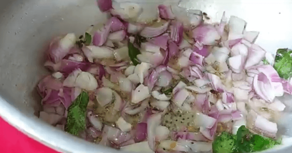 how to make cabbage curry