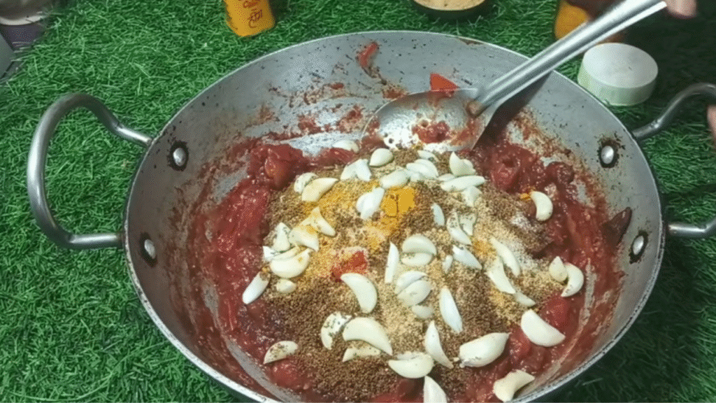 Quick tomato chutney preparation