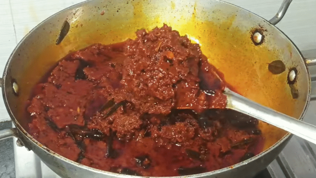 Instant tomato pickle